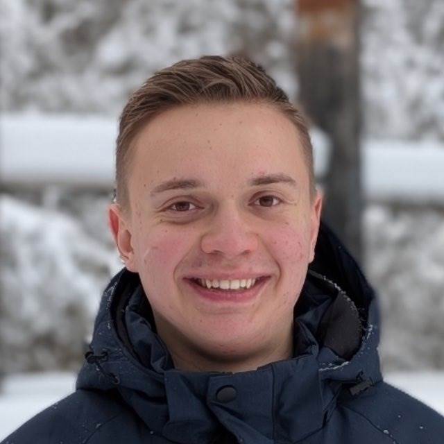 Фото продавца