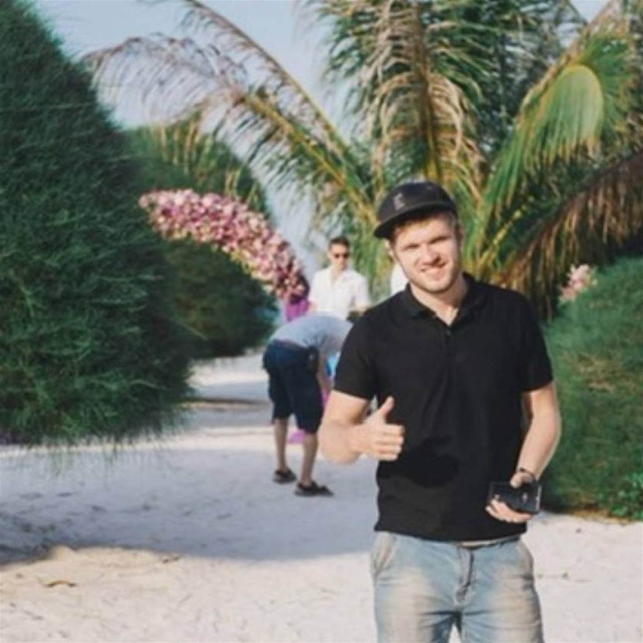 Фото продавца