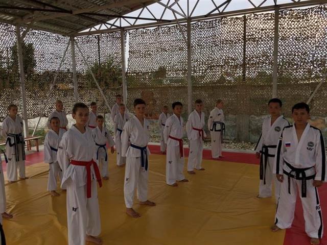 Действующая база отдыха, детский лагерь 