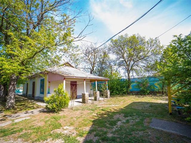 Действующая база отдыха, детский лагерь 