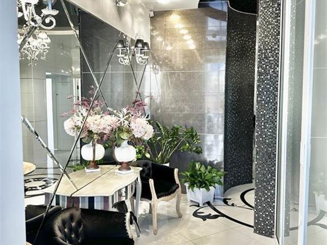 Премиальный салон красоты с медицинской лицензией + недвижимость. 