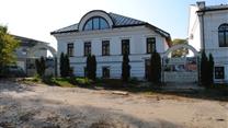 Гостиница ресторан офис на берегу Волги