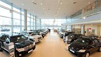 Успешный автосалон современных автомобилей