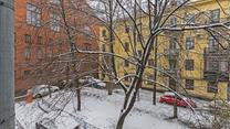 Здание с парковкой под отель/гостиницу