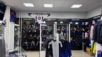 Продам магазин хоккейной экипировки