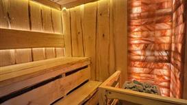 Придорожный сервис с отелем и рестораном