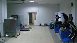 Бизнес по продаже шин и дисков . Действующий шинный центр .