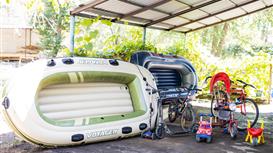 База отдыха действующая на берегу реки Ахтуба