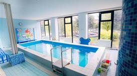 Продается спортивный комплекс с двумя бассейнами для детей.