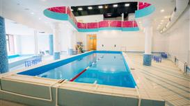 Продается спортивный комплекс с двумя бассейнами для детей.