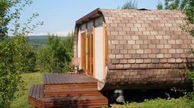 Винодельня с кафе и гост. домами в Крыму.