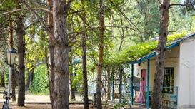 База отдыха действующая на берегу реки Ахтуба