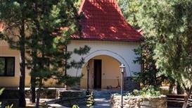 База отдыха действующая на берегу реки Ахтуба