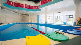 Продается спортивный комплекс с двумя бассейнами для детей.