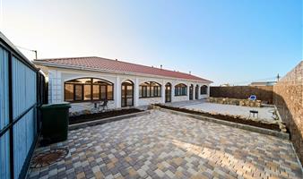 Купить Гостиницу в Крыму у моря